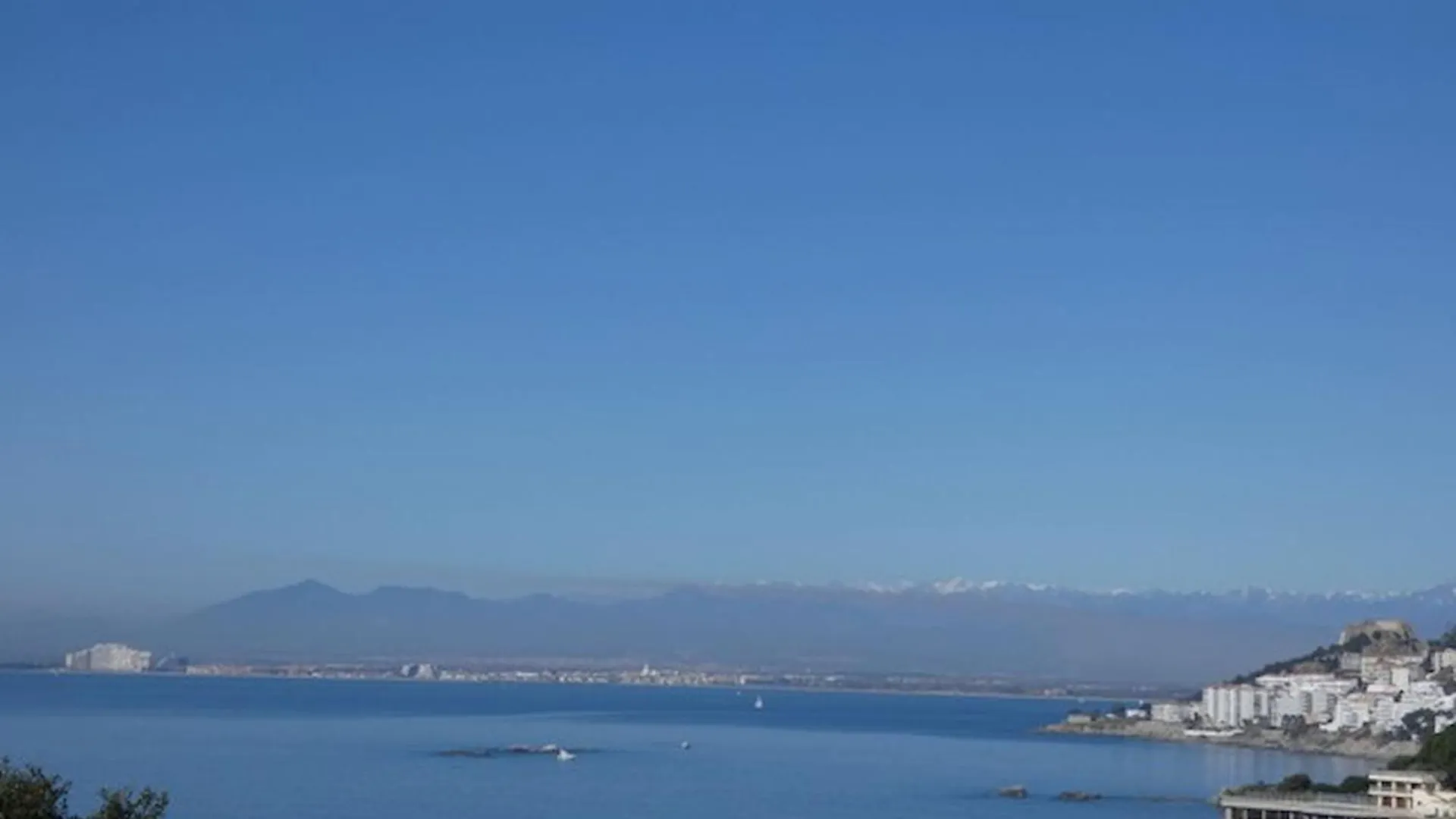 הוילה רוזס Casa Con Vistas Al Mar Y A La Montana En La Almadrava Av-36 0*,  ספרד